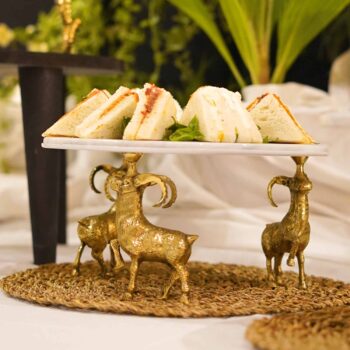 Capra Cake Stand