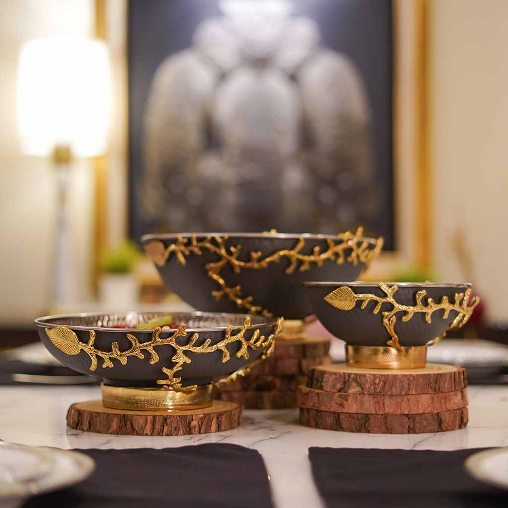 Nigrum Serving Bowls – Creo Living Nigrum Serving Bowls , serving bowls in Pakistan , white serving bowls , large serving bowls , dessert serving bowl , best serving bowls, dry fruit serving bowl